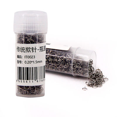 Drücken und Loslassen von Akupunktur-Nadeln für eine effektive Behandlung